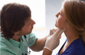 overactive thyroid symptoms in women